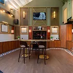 Hotel Nest Paris La Defense - Mgallery Collection