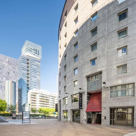 ホテル Nest Paris La Defense - Mgallery Collection ピュトー