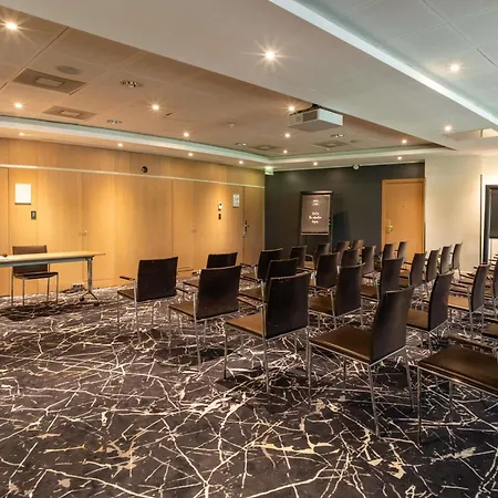 Nest Paris La Defense - Mgallery Collection Otel Puteaux