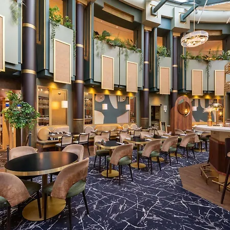 Nest Paris La Defense - Mgallery Collection Hotel 5*