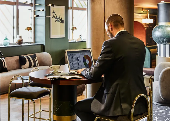 Nest Paris La Defense - Mgallery Collection Hotel Puteaux