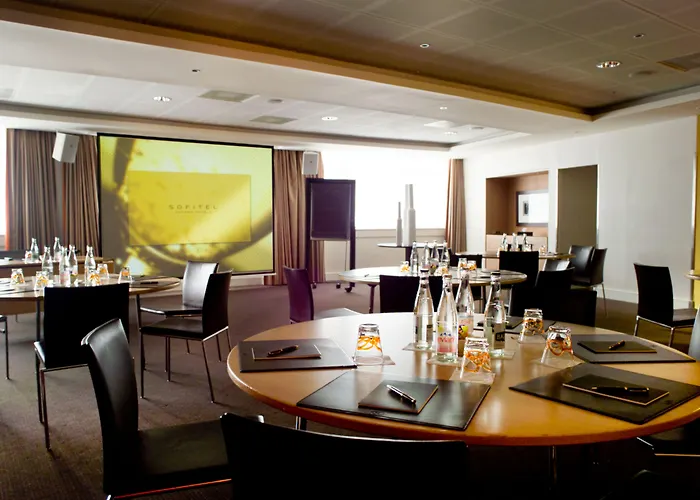 Hotel Nest Paris La Defense - Mgallery Collection