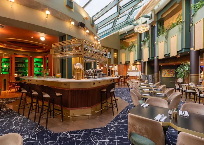 Hotel Nest Paris La Defense - Mgallery Collection 5*