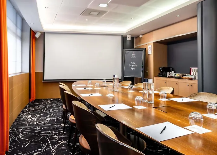 Hotel Nest Paris La Defense - Mgallery Collection 5*