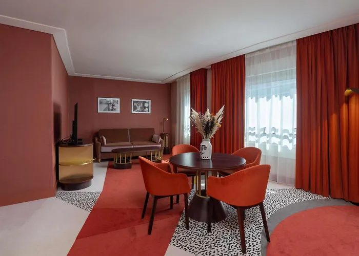 Nest Paris La Defense - Mgallery Collection Отель Пюто