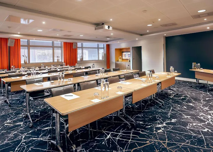 Отель Nest Paris La Defense - Mgallery Collection 5*