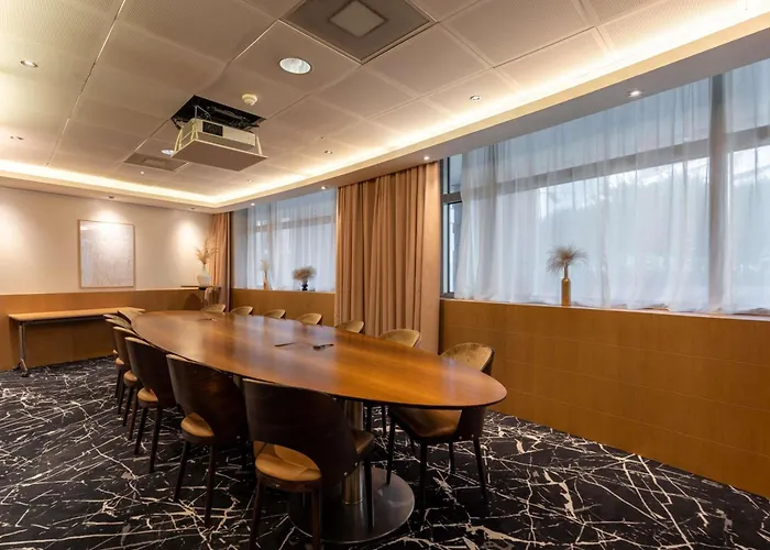 Nest Paris La Defense - Mgallery Collection Отель