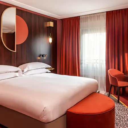 Hotel Mgallery Nest Paris La Défense Ex Sofitel Puteaux