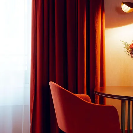 Hotel Mgallery Nest Paris La Défense Ex Sofitel Puteaux
